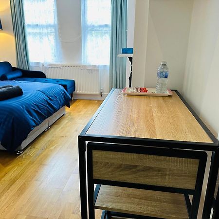 Stunning One Bedroom Studio Flat Londýn Exteriér fotografie